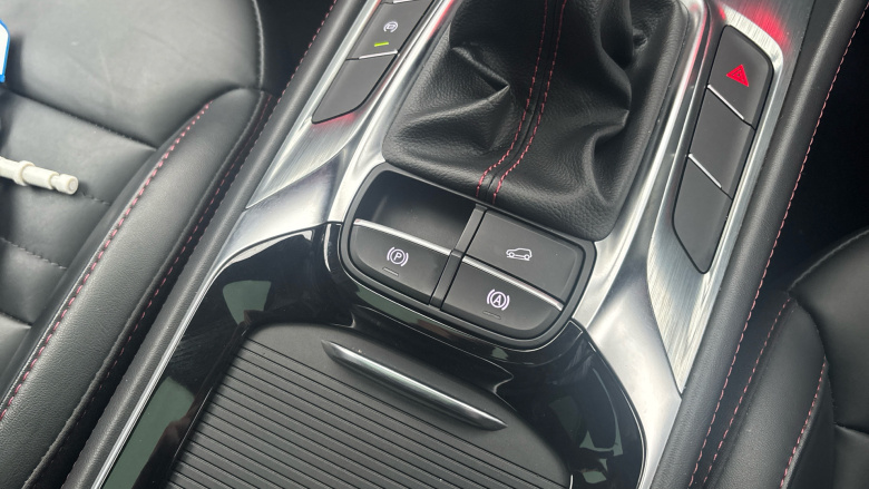 MG Hs 1.5 T-GDI Exclusive 5dr Petrol Hatchback